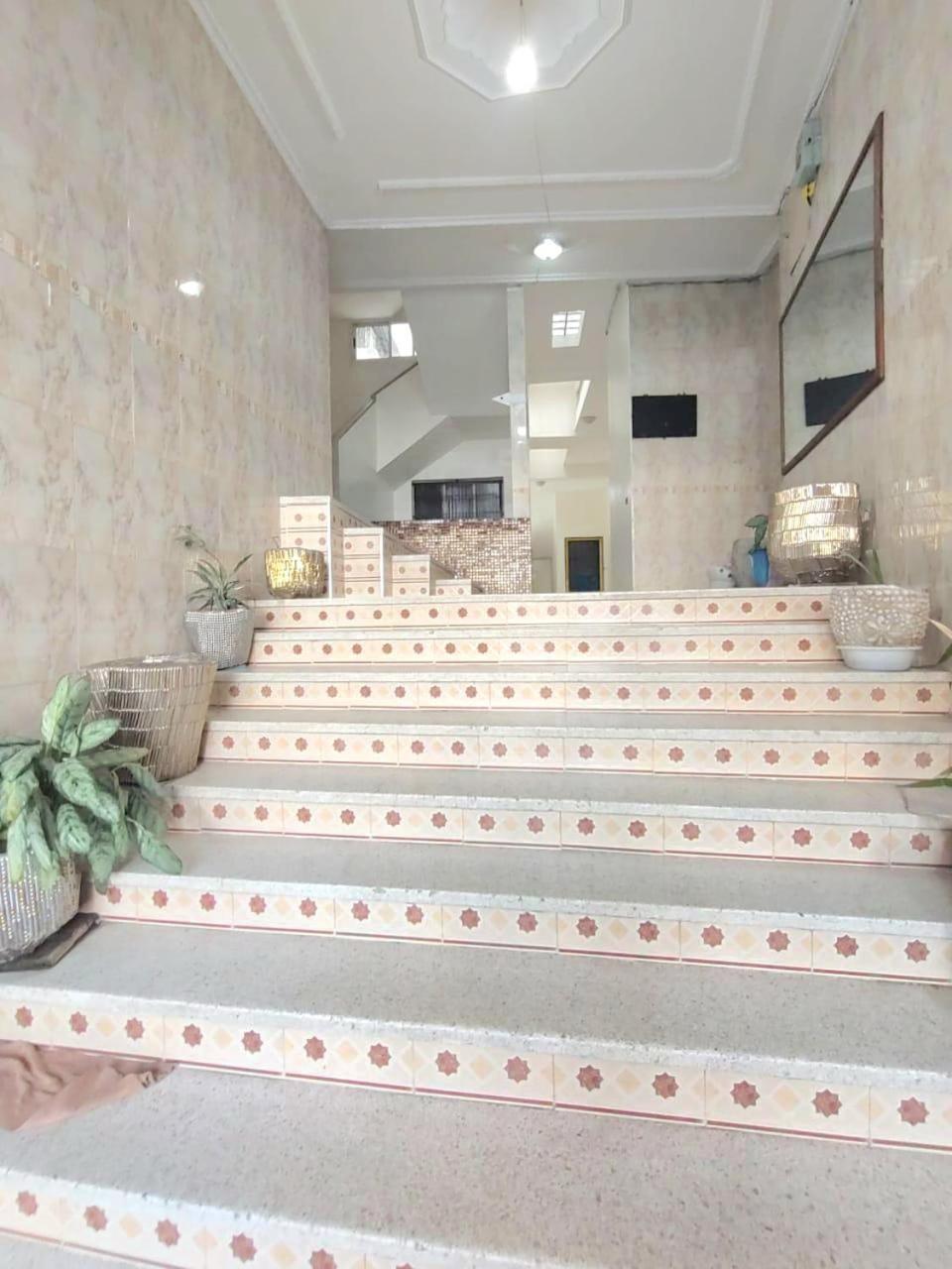 Apartment Centre